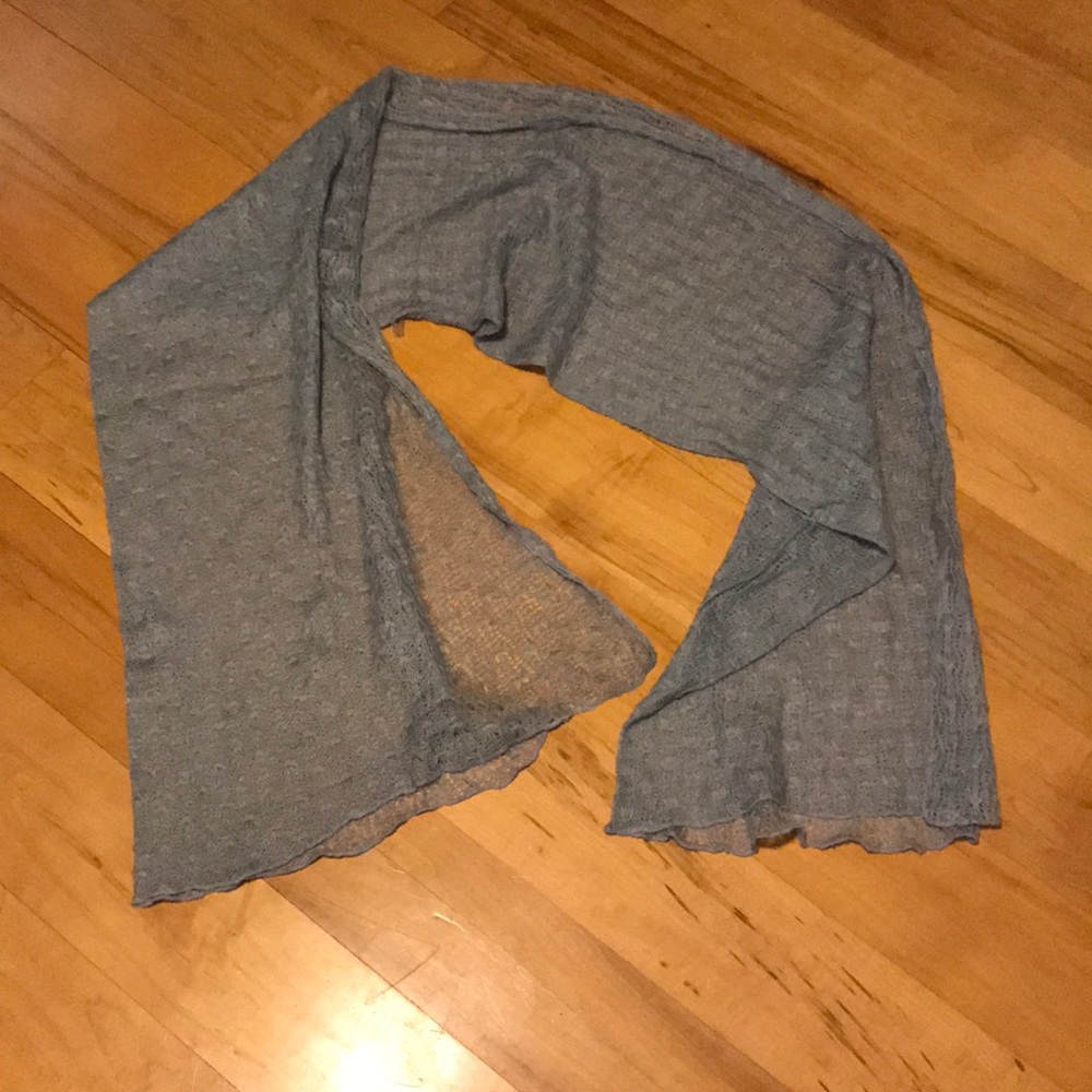 Light blue kit scarf